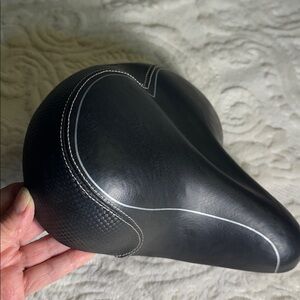 Bikeroo Black extra wide Bicycle Saddle seat